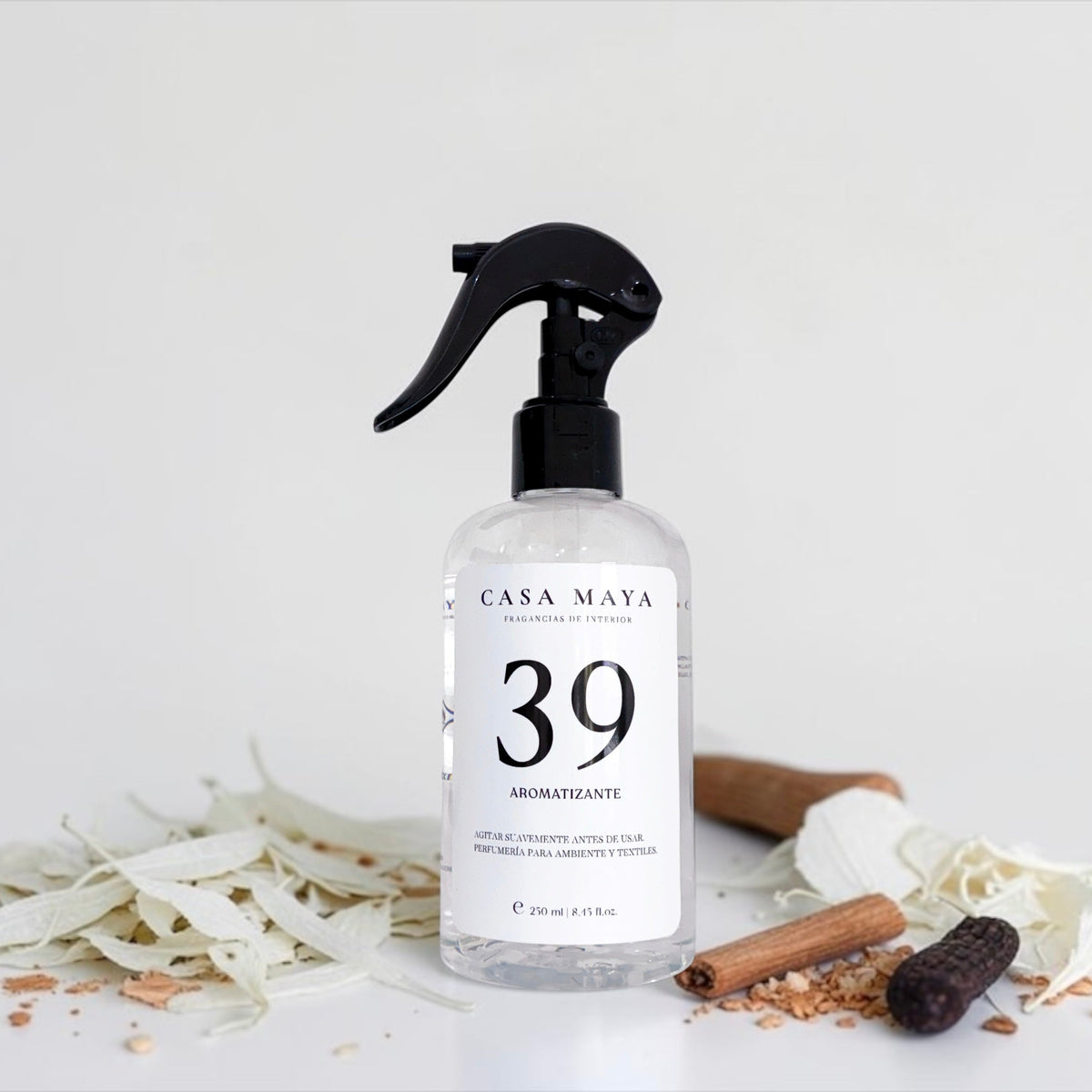 Aromatizante Textil 39 -Té Blanco, Cedro & Vainilla