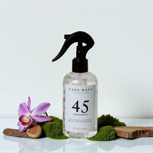 Aromatizante Textil 45 – Musgo, Maderas Egipcias & Orquídea